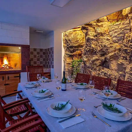 Stunning In With Wifi Casa vacanze Zrnovo