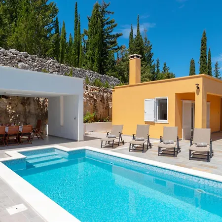 Casa de Férias Stunning In With Sauna