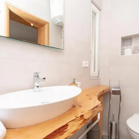 Stunning In With Wifi