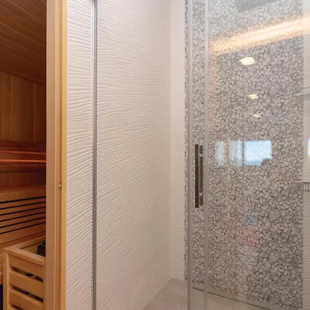 Stunning In With Sauna * Zrnovo