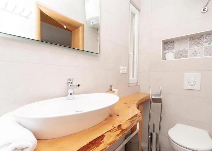 Stunning In With Wifi