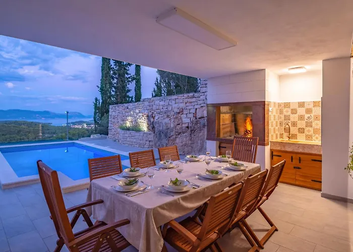 Stunning In With Wifi בית נופש Zrnovo