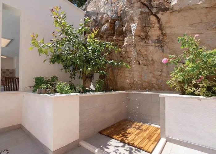 בית נופש Stunning In With Wifi Zrnovo