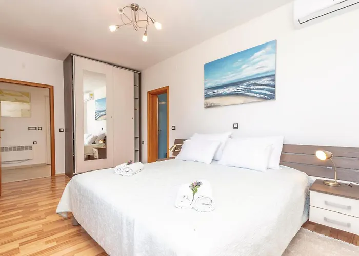 Stunning In With Wifi Zrnovo